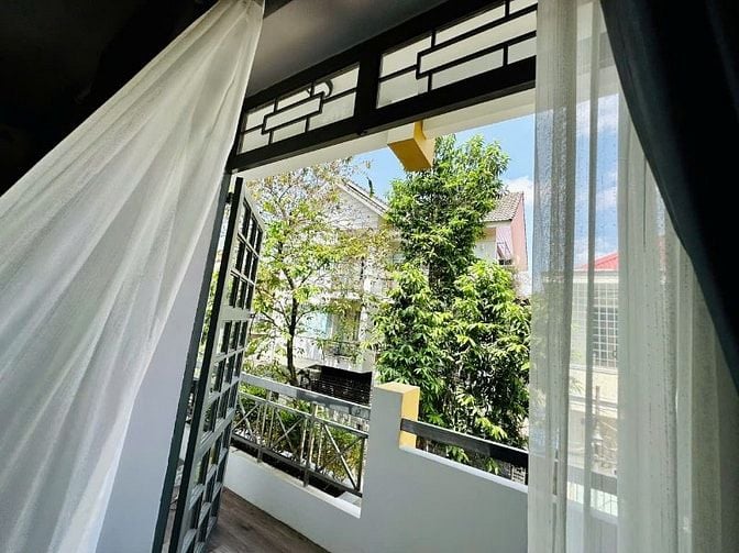 Chính Chủ Bán Nhà Phố khu Compound có Bảo vệ 24/7- Mặt tiền đường 22