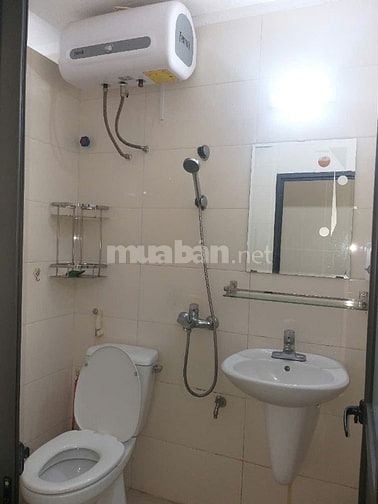 Cho thuê nhà tập thể Tầng 2 -G6 thanh xuân nam