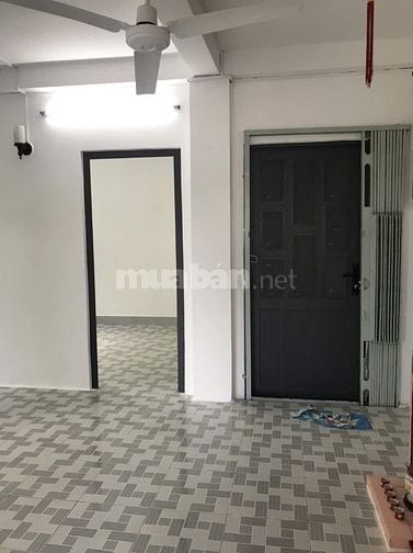 Cho thuê nhà nguyên căn 84m2, Lô E chung cư Hùng Vương, P.11, Quận 5