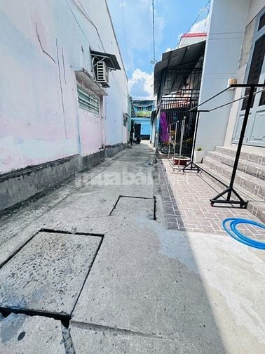 Nhà hẻm Phạm Thế Hiển Quận 8 , khu an ninh, Ngang 6m, diện tích rộng
