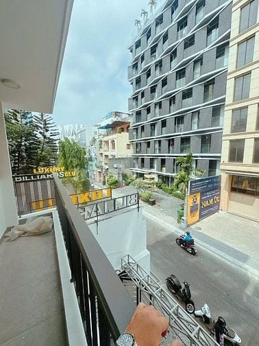 TÒA BUILDING - MẶT TIỀN PHÚ NHUẬN - 7 TẦNG - 150m2 (5.9x25) - 36 TỶ TL