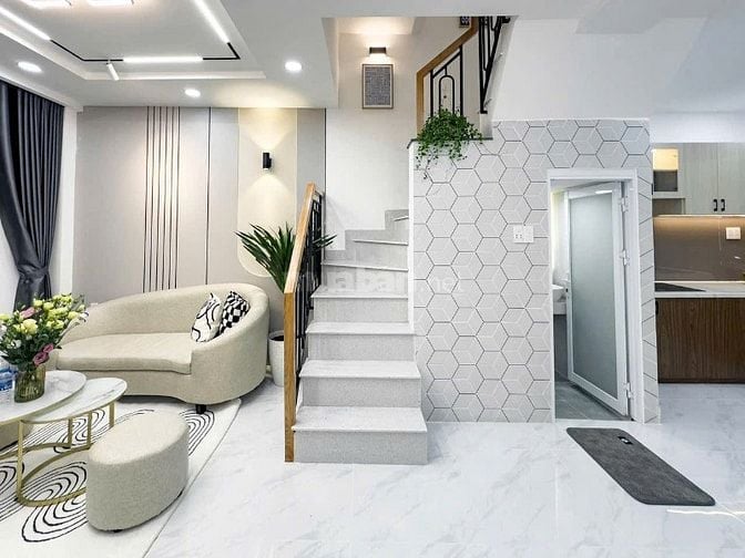 NHÀ HẺM 4M đường LỘC HƯNG, P6, TÂN BÌNH, GIÁ 3,180 TỶ/52M2, SỔ RIÊNG