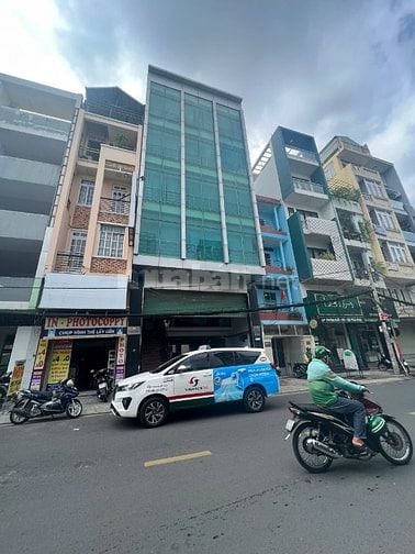 Cho thuê toà nhà mặt tiền đường Nguyễn Văn Thương, P.25, Q.Bình Thạnh