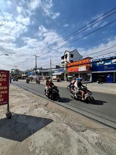 Bán nhà mặt tiền Nguyễn Thị Định quận 2 giá 50 tỷ