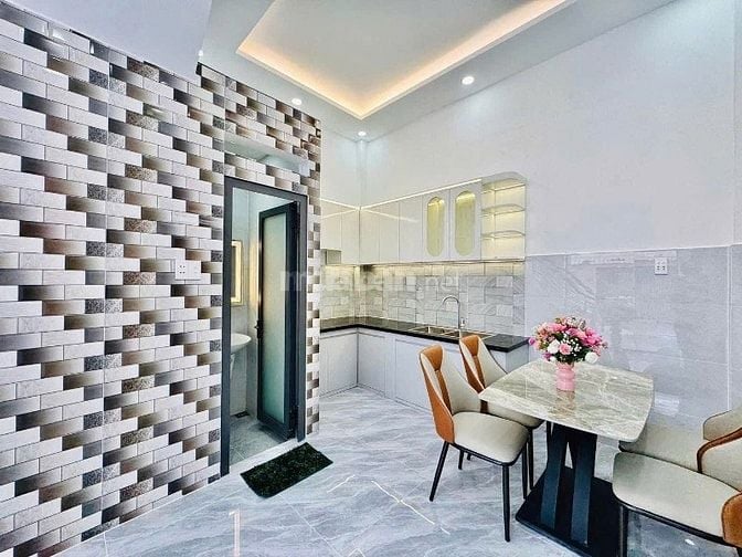 Chủ cần bán nhà giá mềm Đồng Nai,Q10.40m2/3tỷ550, hẻm ô tô sổ riêng.