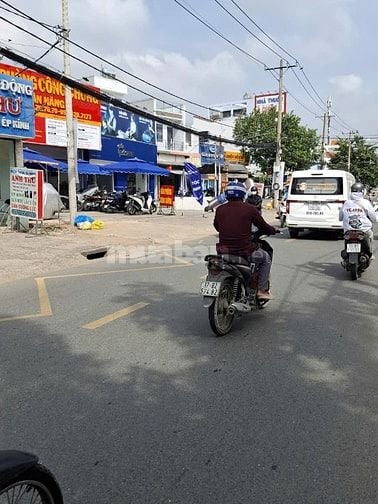 Bán nhà mặt tiền Nguyễn Thị Định quận 2 giá 50 tỷ