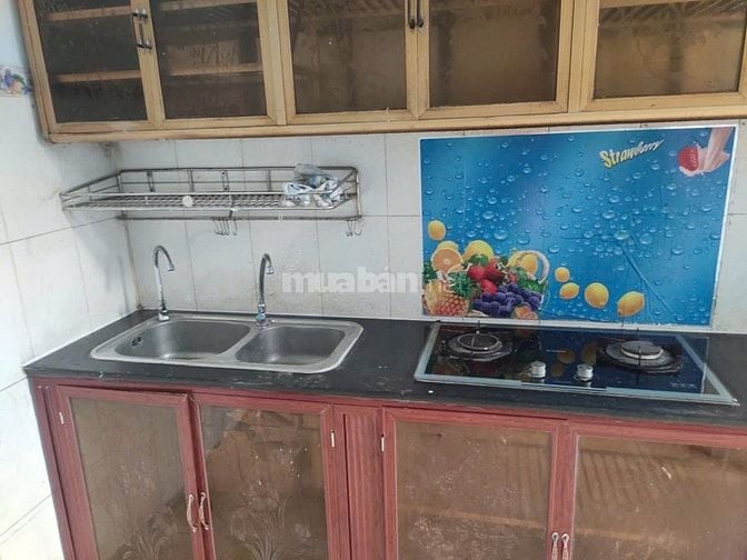 Cho thuê nhà đường Bùi đình tuý 11tr/tháng