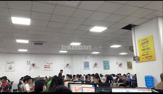 Mình đang cần 20 bạn nam và nữ