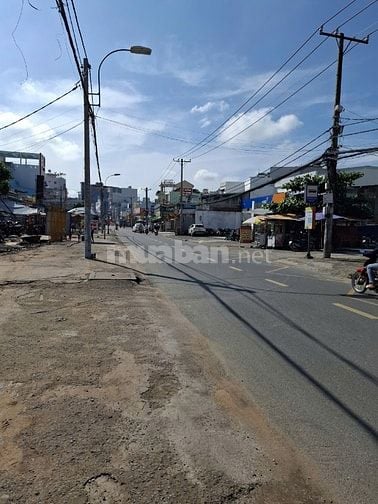 Bán nhà mặt tiền Nguyễn Thị Định quận 2 giá 50 tỷ