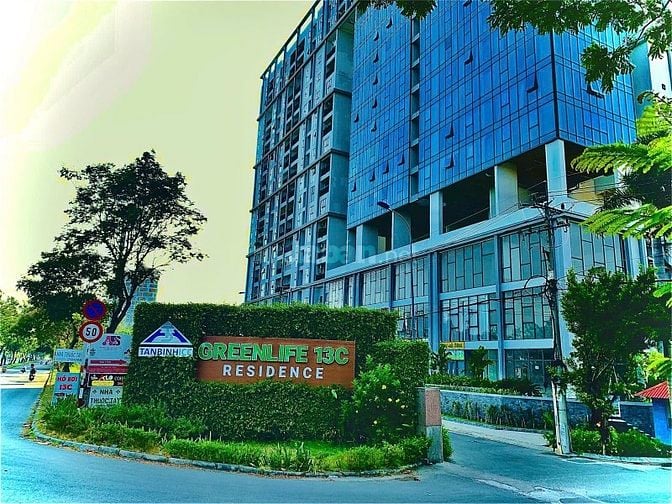 Tôi cần bán 2 lô đất 13C Greenlife - 85m2 giá 60 Triệu/m2 - gần MT NVL
