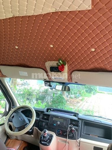 Cần bán xe 16 chỗ Ford Transit 2019