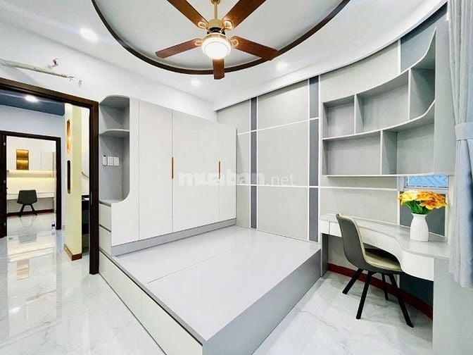 Gấp bán mặt tiền Ngô Gia Tự p4 Q10 1T2L giá nhỉnh 8tỷ gần 40m2 hiếm