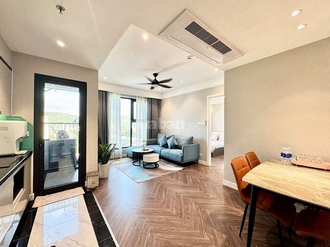 Căn hộ Đẹp – Sang  60m2(2pn) 1tỷ7 full NT,view Hồ, vay 70%, Sổ sẵn 