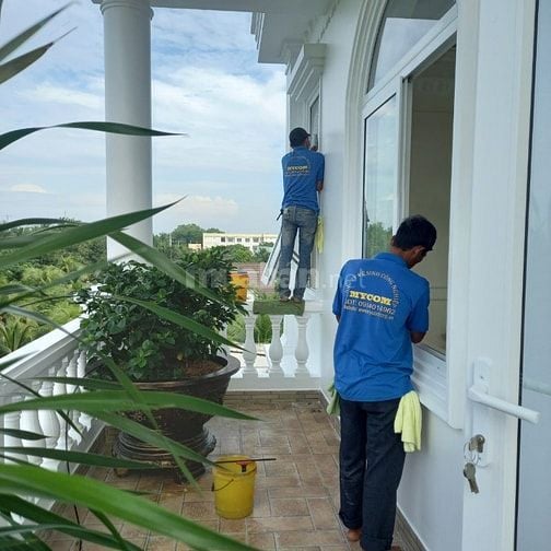 Dịch vụ vệ sinh công nghiệp giúp dọn căn hộ mới xây trong 1 ngày