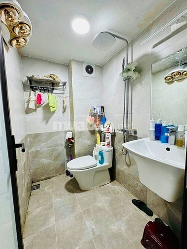 Bán gấp nhà Lô góc- Dịch Vọng - Cầu Giấy 40m2 – 4 Tầng – Giá chỉ 8 tỷ