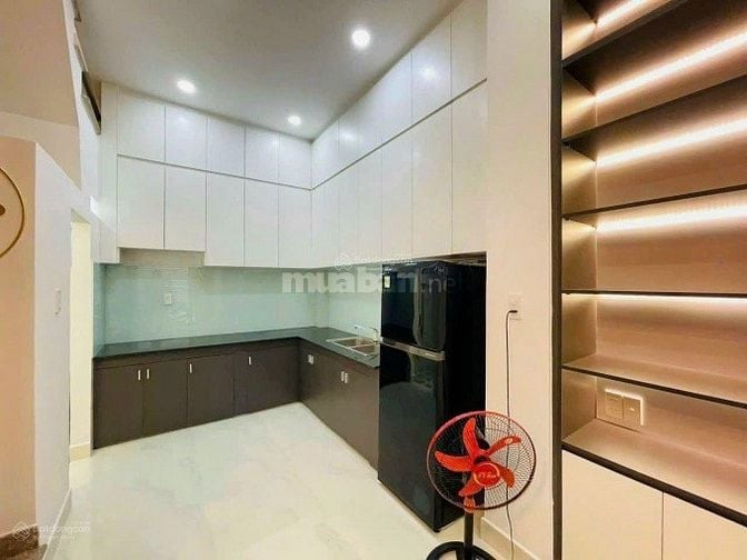 Bán nhà mới xây giá 1tỷ890 Dương Bá Trạc P1 Quận 8. DT 51m2. Sổ  riêng
