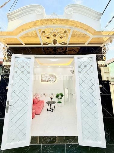BÁN NHÀ CẤP 4 - SỔ HỒNG RIÊNG