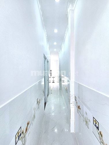BÁN NHÀ CẤP 4 - SỔ HỒNG RIÊNG