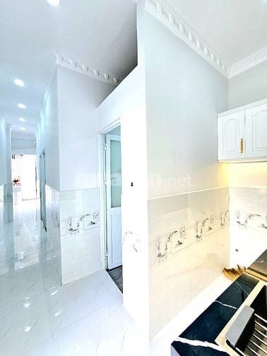 BÁN NHÀ CẤP 4 - SỔ HỒNG RIÊNG