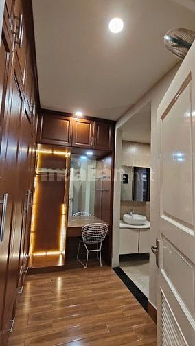 Cho thuê biệt thự song lập số 8 D19, KP35, P.Phước Long B, TP.TĐ