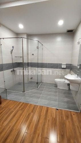 Cho thuê biệt thự song lập số 8 D19, KP35, P.Phước Long B, TP.TĐ