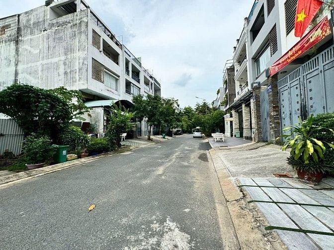 BÁN LÔ ĐẤT ĐẸP 6x20m – ĐƯỜNG ĐẶNG THÙY TRÂM – ĐÃ CÓ SỔ – GIÁ CHỈ 14,5 