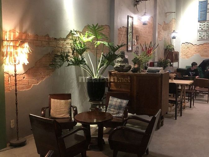 TUYỂN 2 BẠN PHỤ BÁN CÀ PHÊ XOAY CA, PART/FULLTIME