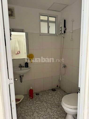 Chung cư 10A Trần Nhật Duật, Tân Định, Q1: 75m2, 2PN, nội thất 12tr