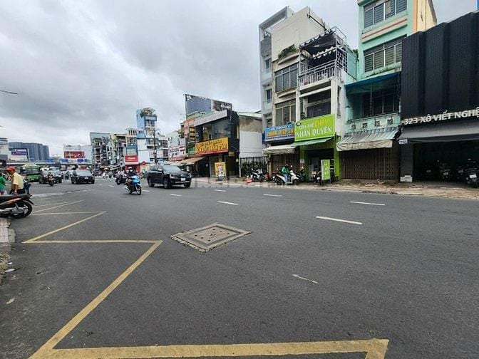 Cho thuê nhà mặt tiền đường Xô Viết Nghệ Tĩnh p19 q Bình Thạnh