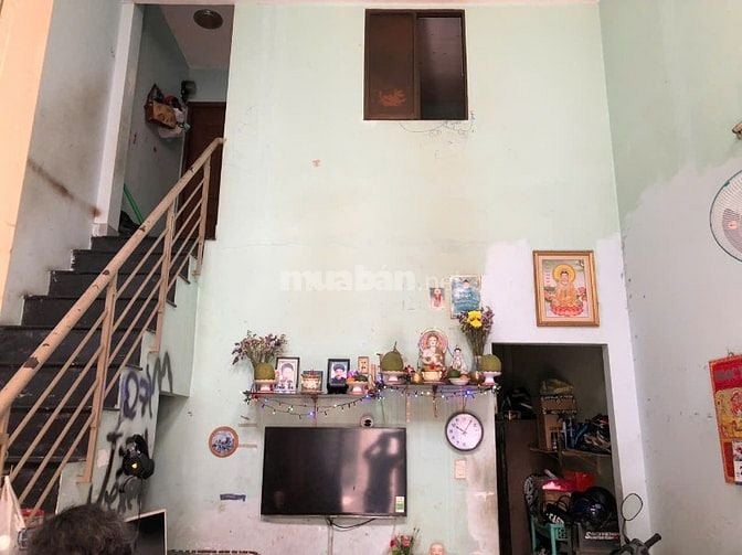 Cho thuê nhà nguyên căn hẻm 386 Lê văn sỹ phường 14 quận 3