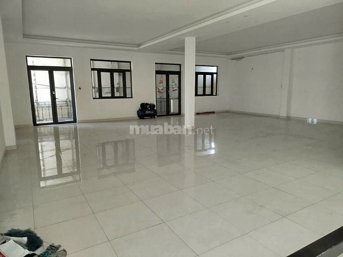 MT T6 Khu Tây Thạnh 12*20m 1 trệt 2 lầu suốt giá 60tr/tháng