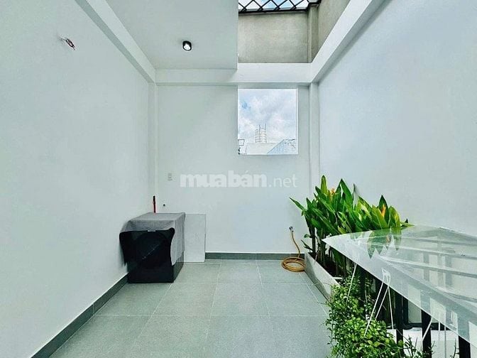 Giảm sâu nhà 45m2 đ.Trần Phú Q5.Giá 2tỷ680 Hẻm ô tô SHR chính chủ.