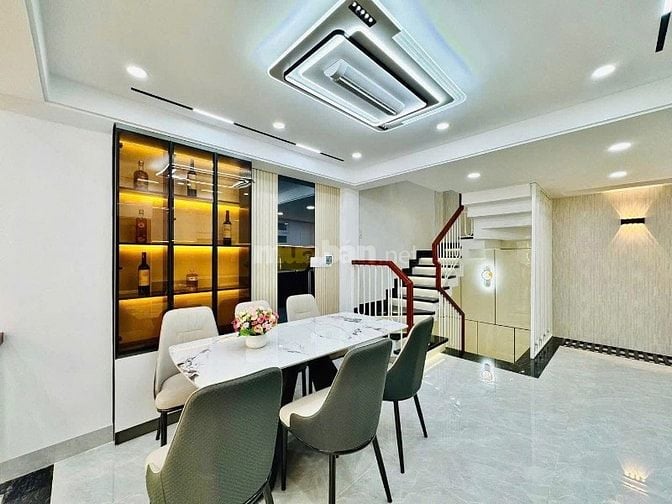 Giảm sâu nhà 45m2 đ.Trần Phú Q5.Giá 2tỷ680 Hẻm ô tô SHR chính chủ.