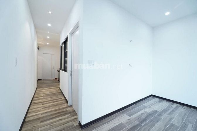 Nhà Nguyễn Tri Phương 68m2 phong cách cổ điển-Giá 3,550 tỷ thuê 20 TR