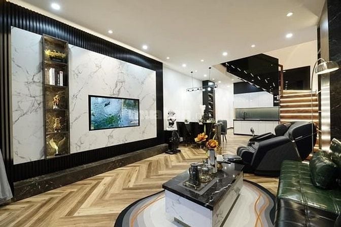 Nhà Nguyễn Tri Phương 68m2 phong cách cổ điển-Giá 3,550 tỷ thuê 20 TR