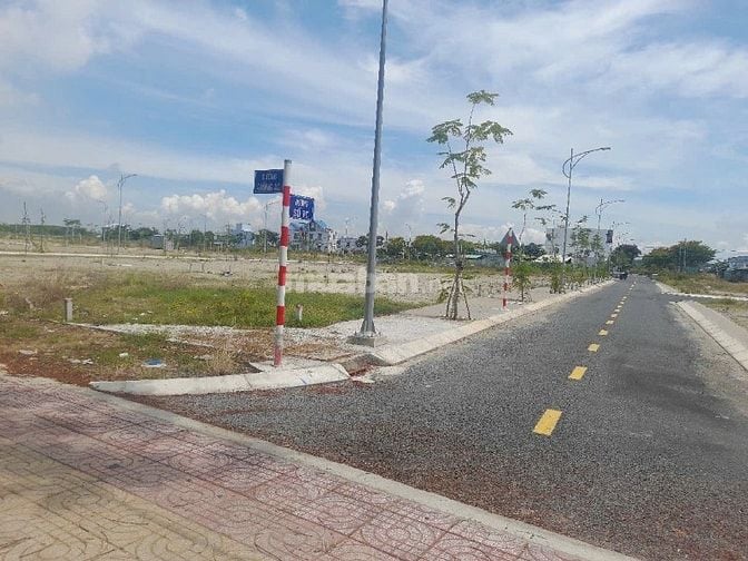 Bán GẤP 5 NỀN KDC ven biển Cần Thạnh, gần DA Vingroup Cần Giờ, SHR
