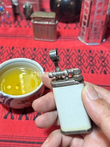 Bataj lửa gas đá lift-arm Takeo-Kikuchi