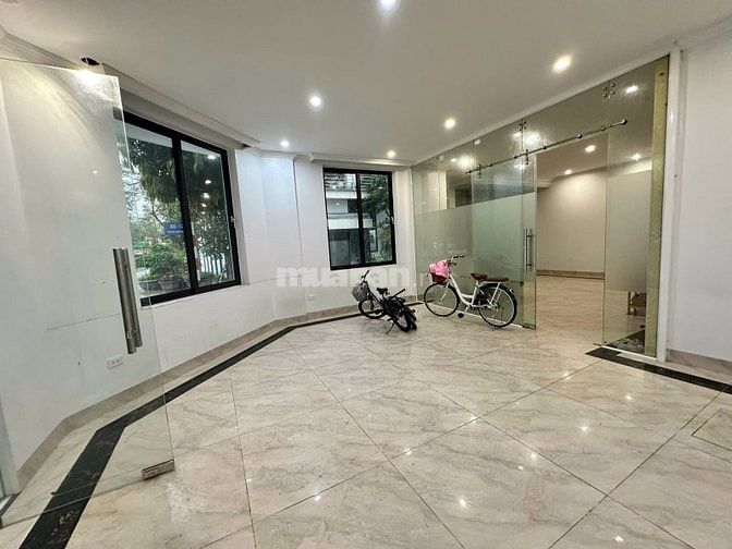 Cho thuê nhà 2 mặt tiền diện tích 150m2 mặt phố Kim Quan Thượng