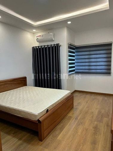 Gần THCS Trần Quốc Tuấn, DT 4x16m. Giá 9,3 tỷ