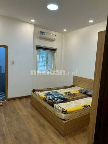 Gần THCS Trần Quốc Tuấn, DT 4x16m. Giá 9,3 tỷ