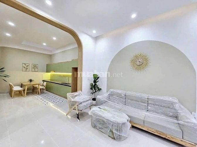 Nhà mới xây thích hợp vừa ở vừa kinh doanh - SHR công chứng trong ngày