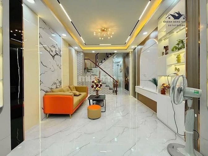 Chủ Ngộp Tiền Kinh Bán gấp nhà Hai Bà Trưng P.Võ Thị Sáu Q.3 SHR