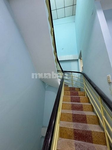 Cho thuê nhà mới - Hẻm xe tải - P16 Q8 Gần Quận 6 (miễn trung gian)