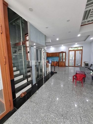 Bán nhà mặt tiền đường 68 Cát Lái Quận 2 giá 14 tỷ