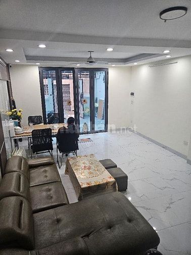 HIẾM! NHÀ ĐẸP - THANG MÁY - SÂN RỘNG - TRƯƠNG ĐỊNH -HBT- 10M Ô TÔ RA P