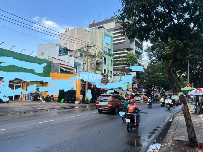 Bán nhà góc 2 MT đẹp, đường Hòa Bình P.5 Quận 11, nở hậu 13.5m