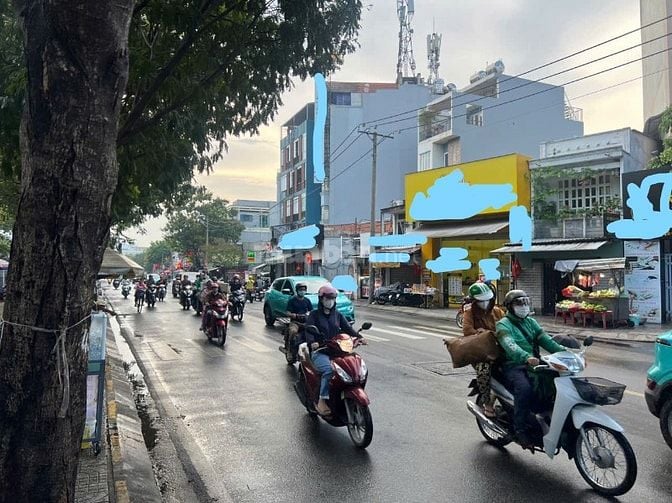 Bán nhà góc 2 MT đẹp, đường Hòa Bình P.5 Quận 11, nở hậu 13.5m