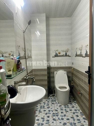 Nhà Dòng tiền 32tr/tháng, Song Hành, tr tâm Trung Mỹ Tây, Q12, dttt