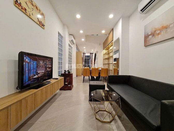 Cho thuê nhà 182/4c Lê Văn Sỹ, Phường 10, Quận Phú Nhuận.