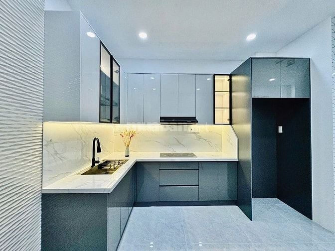 Cần bán nhà hẻm Lê Quang Định, BThạnh. 42m2/3tỷ05 nhà hđ thuê 12tr/th